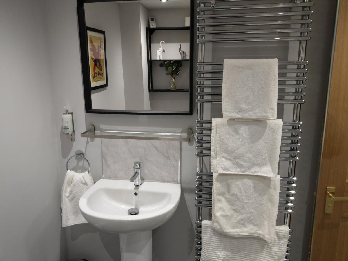 27 High Street Apartments Husbands Bosworth Exteriör bild